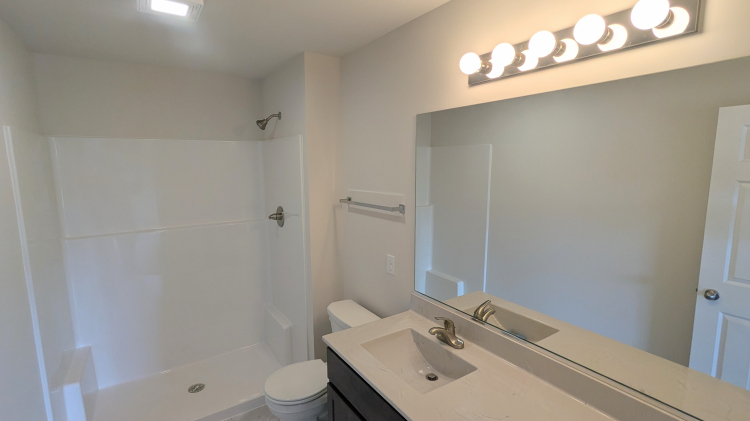 The Windsor IIs - Master Bath 1